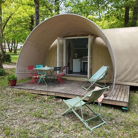 Camping Les Lacs D'Armagnac Bretagne-d'Armagnac Exterior photo