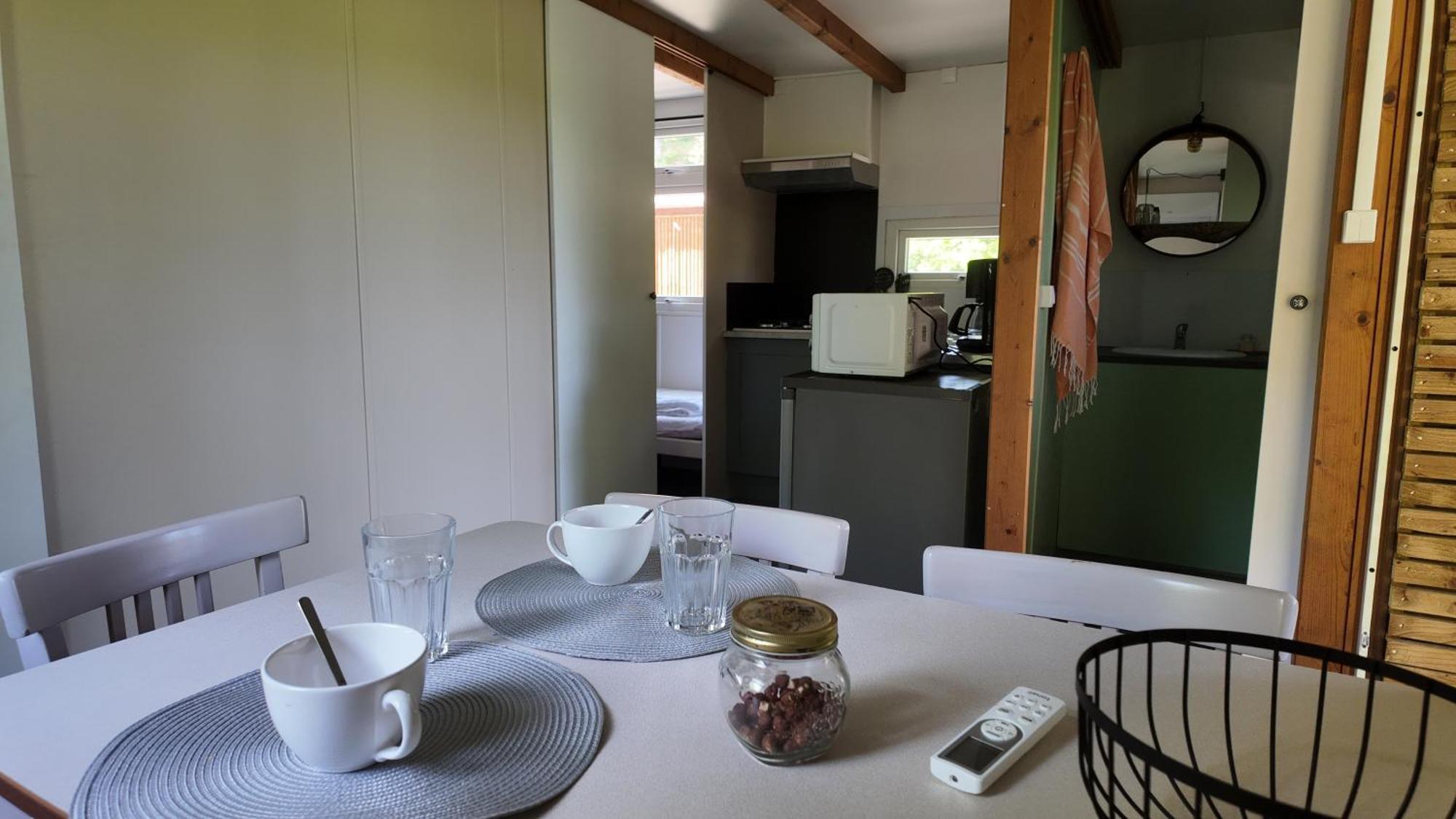 Camping Les Lacs D'Armagnac Bretagne-d'Armagnac Exterior photo